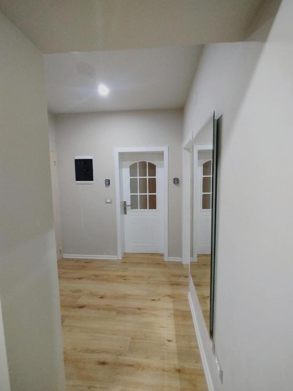 Genal Apartament Tirana